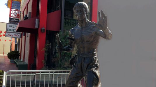 Bruce Lee Statue