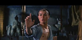 Jet Li vs Hu Jian Qiang - Martial Arts Of Shaolin