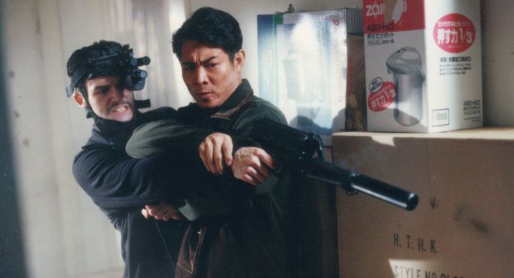 Jet Li and Jude Poyer in Contract Killer (1998)