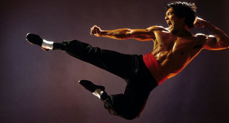 Jason Scott Lee in Dragon: The Bruce Lee Story (1993)